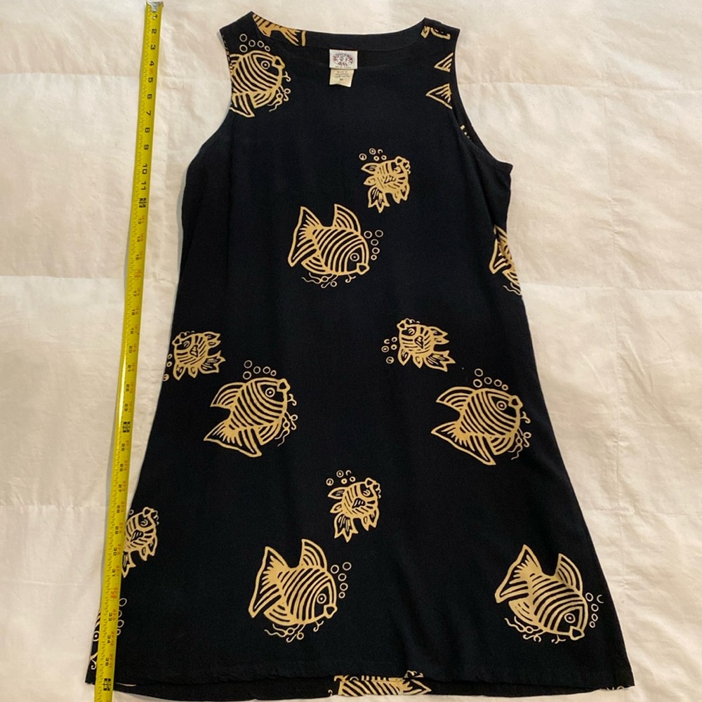 Women’s fish dress size medium